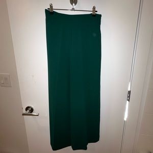 Never worn Zara culottes size small zip on side